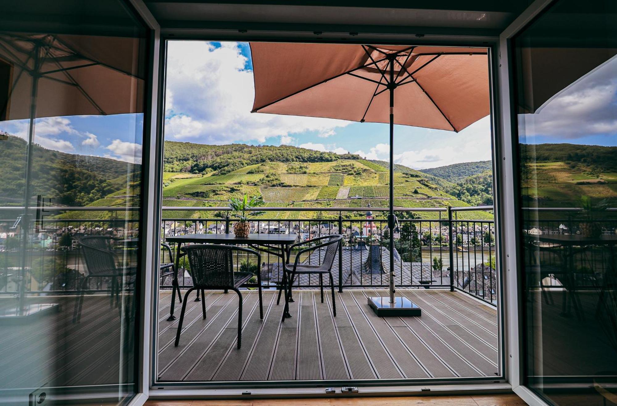 צל אן דר מוזל Sky Apartment, Blick Zur Mosel, Grosser Balkon, Kaffeemaschine, Smart Tv מראה חיצוני תמונה